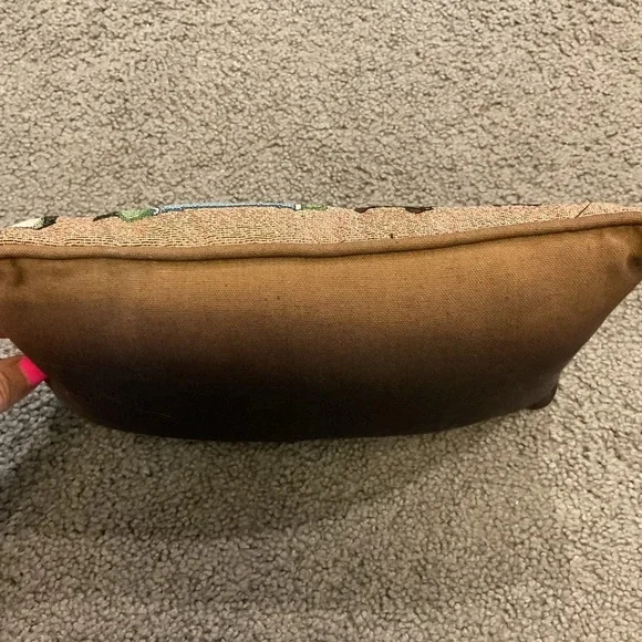 NEW Vintage ‘New Shoes Cure The Blues’ Vintage Decorative Bed Chair Dress Pillow - Picture 6 of 6